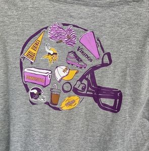 “NEW WOMEN'S Minnesota Vikings Women’s Pocket Tee – XL Game Day Shirt”